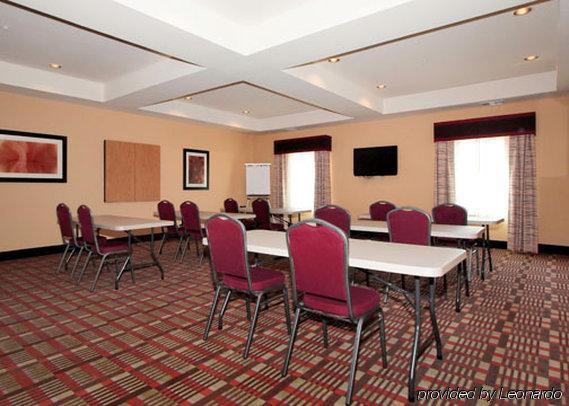 Comfort Inn & Suites Near Bethel College Newton Facilidades foto
